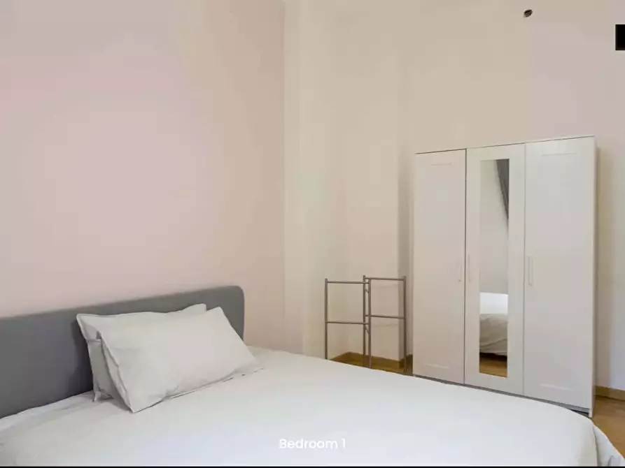 Immagine 2 di Camera in affitto  in Via Console Marcello1 a Milano