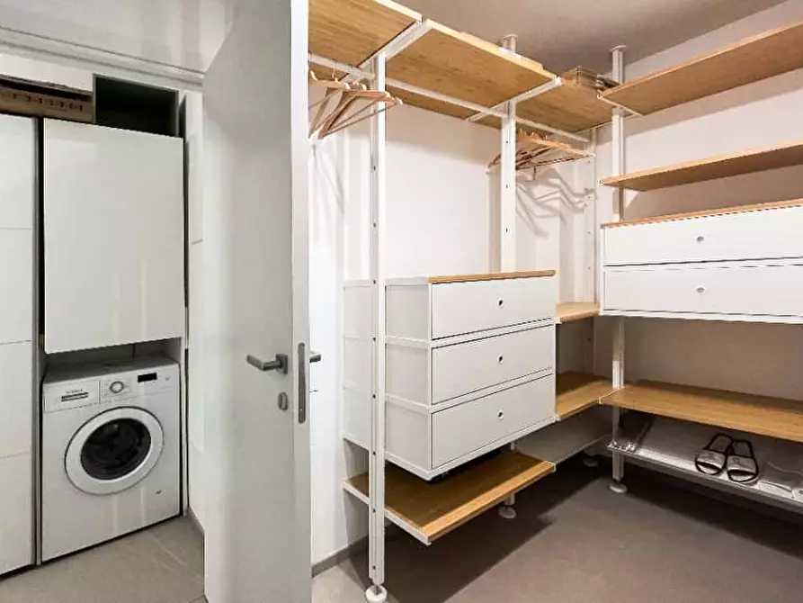 Immagine 10 di Appartamento in affitto  in Via Domenico Scarlatti26 a Milano