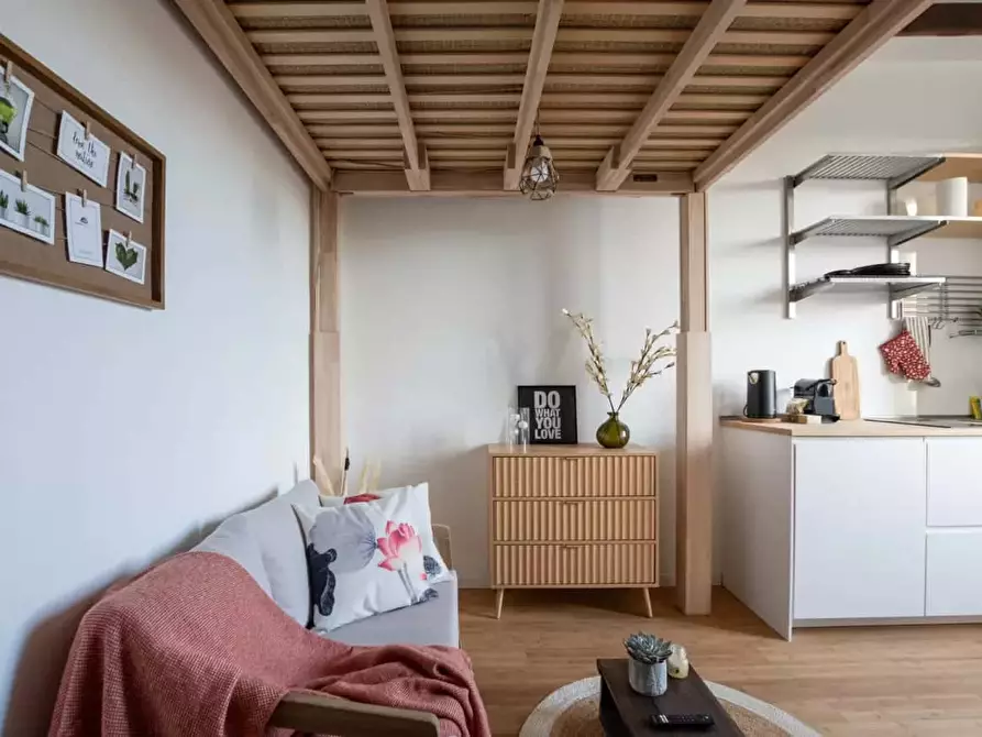 Immagine 1 di Appartamento in affitto  in Via Vincenzo Russo8 a Milano