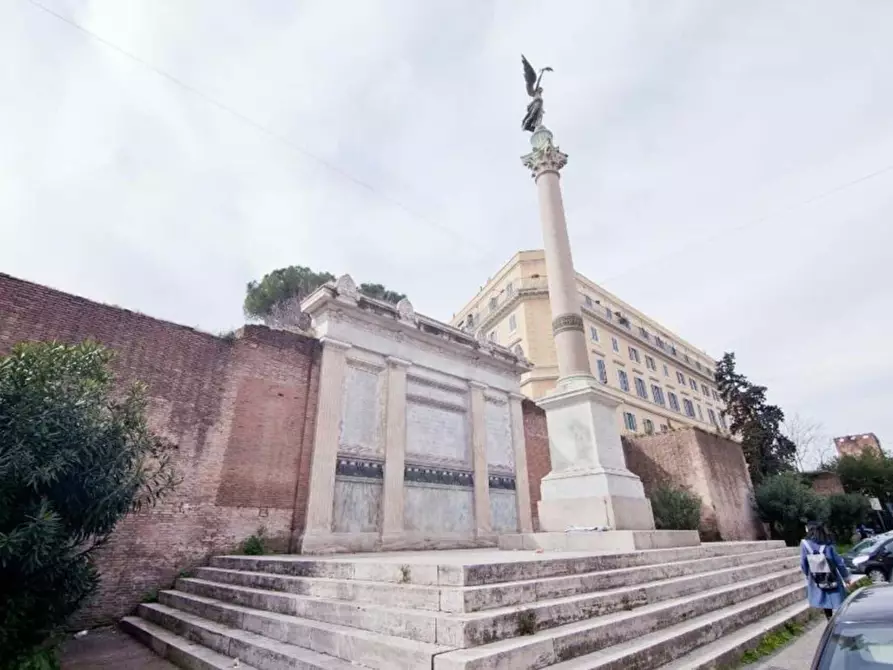 Immagine 12 di Appartamento in affitto  in Via Augusto Valenziani16 a Roma