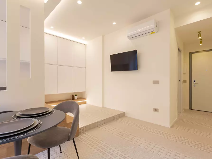 Immagine 2 di Appartamento in affitto  in Via Giovanni da Procida7 a Milano