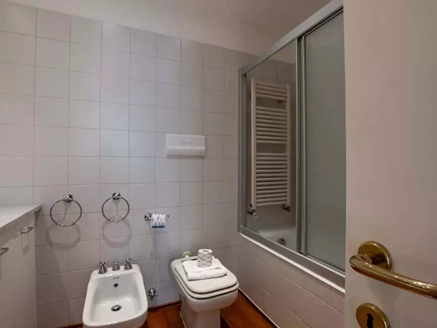 Immagine 11 di Appartamento in affitto  in Via dei Fabbri26 a Milano