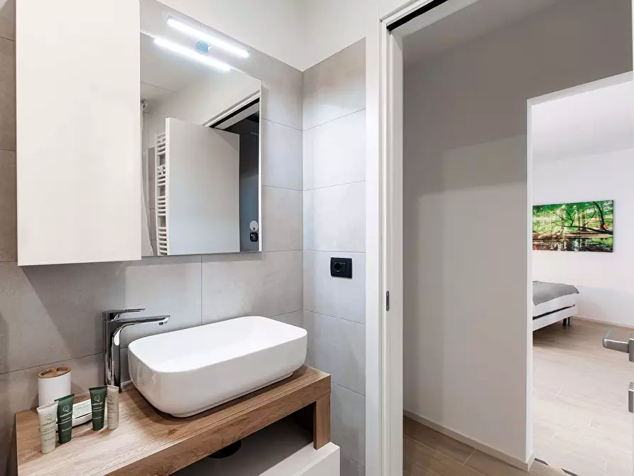 Immagine 12 di Appartamento in affitto  in Via Milano18 a Como