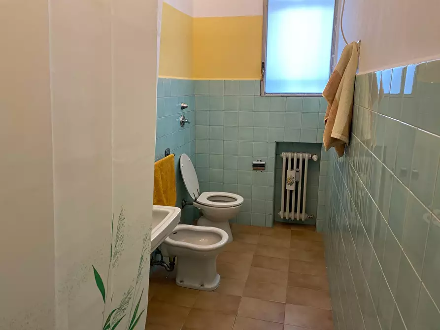 Immagine 20 di Camera in affitto  in Via Giovanni Segantini75 a Milano