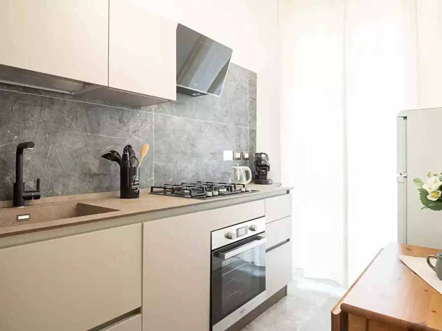 Immagine 20 di Appartamento in affitto  in Via Satrico29 a Roma