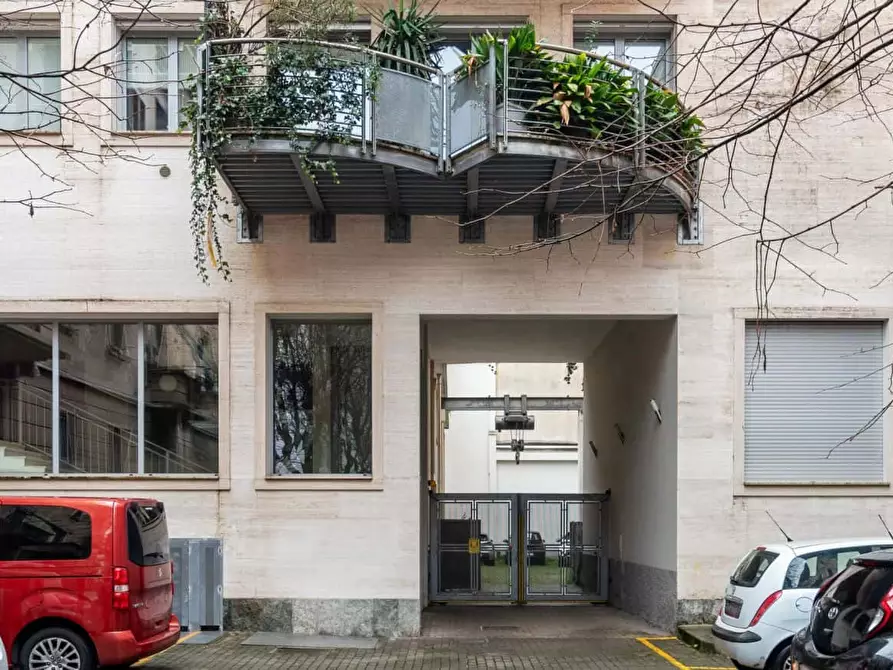 Immagine 1 di Appartamento in affitto  in Via Roggia Scagna8 a Milano