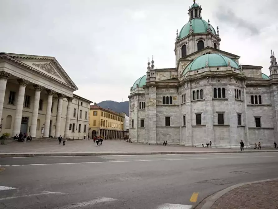 Immagine 25 di Appartamento in affitto  in Via Porta a Como