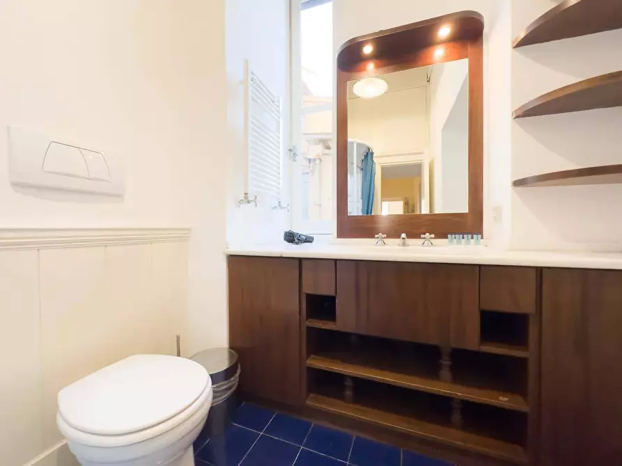 Immagine 13 di Appartamento in affitto  in Via della Mercede16 a Roma