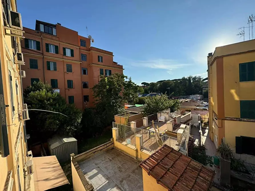 Immagine 2 di Appartamento in affitto  in Via dei Quintili257 a Roma