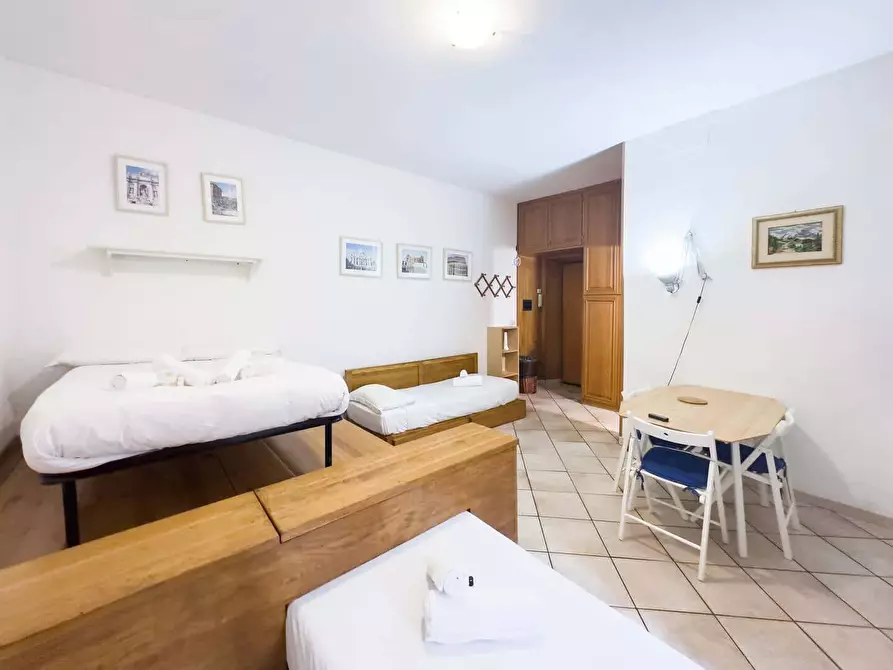 Immagine 12 di Appartamento in affitto  in Via Modica2 a Roma