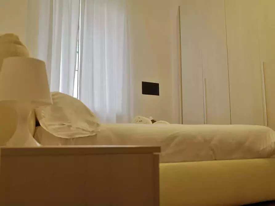 Immagine 15 di Appartamento in affitto  in Via Giulio e Corrado Venini86 a Milano