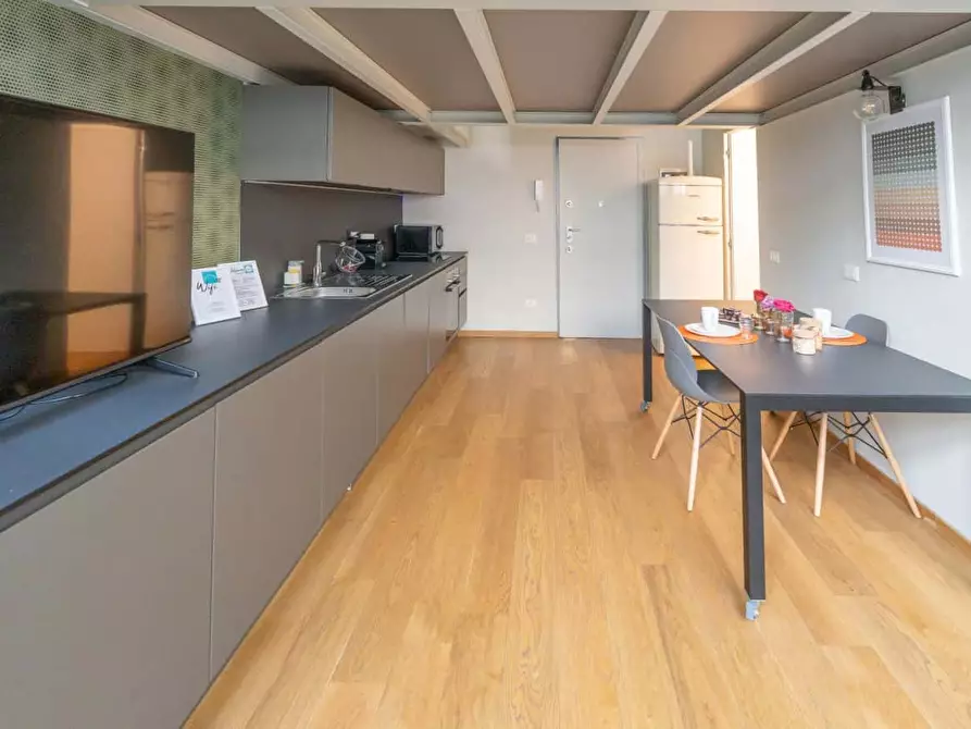 Immagine 2 di Appartamento in affitto  in Via Lambro12 a Milano