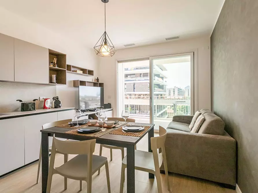 Immagine 24 di Appartamento in affitto  in Via Privata Tarvisio8 a Milano