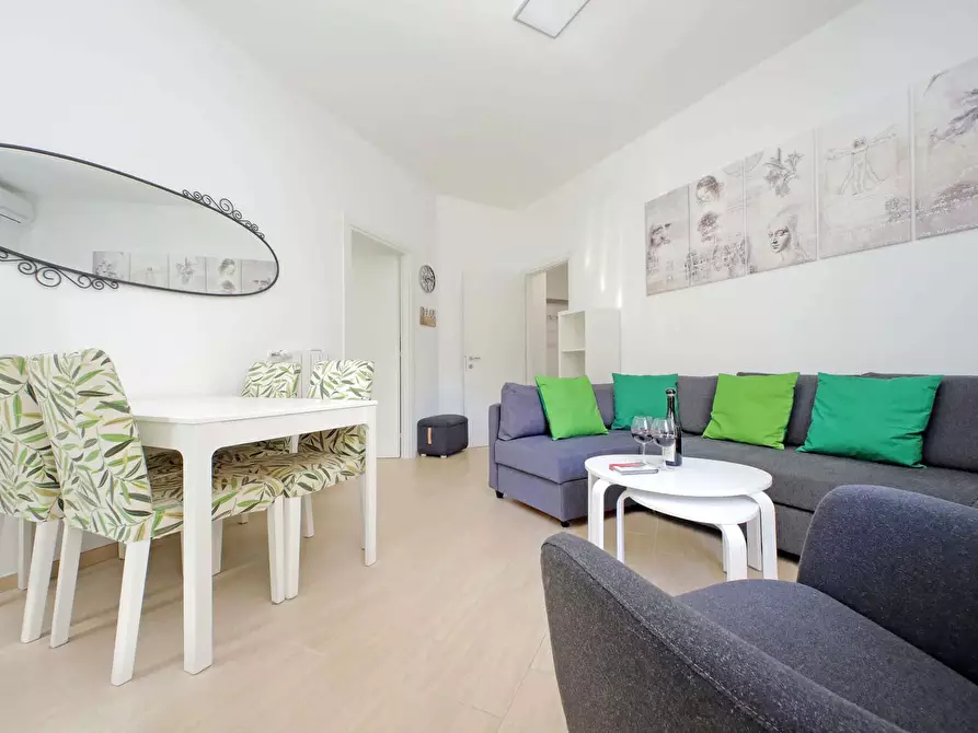 Immagine 13 di Appartamento in affitto  in Via Livorno36 a Roma