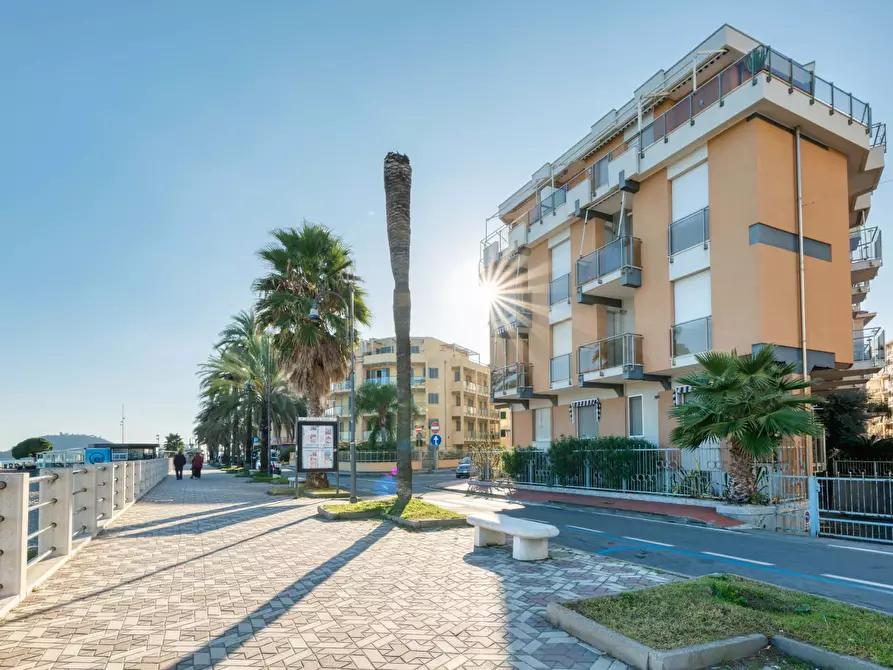 Immagine 21 di Appartamento in affitto  in Via Pisa1 a Albenga