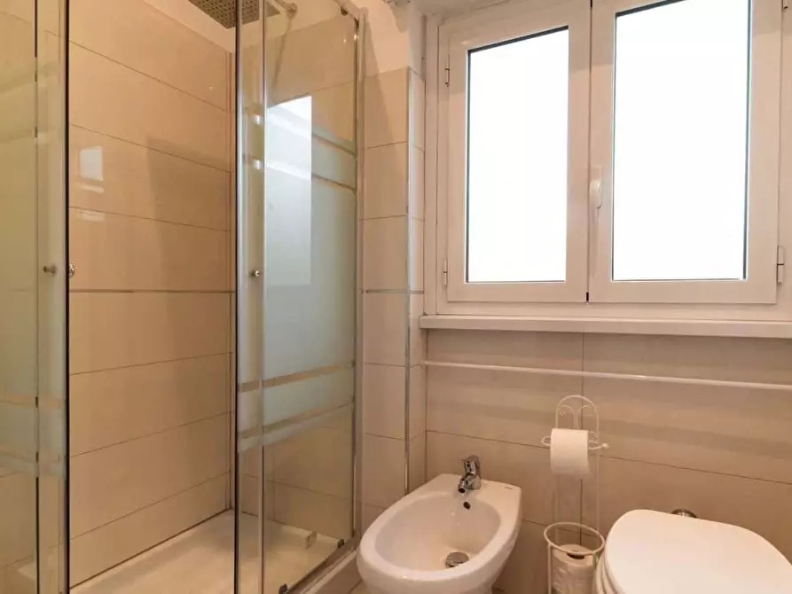 Immagine 11 di Appartamento in affitto  in Via Tuscolana695 a Roma