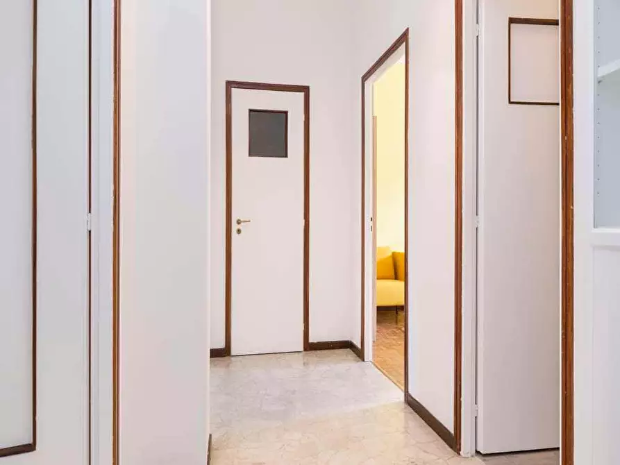 Immagine 46 di Camera in affitto  in Via dei Mandorli6 a Buccinasco