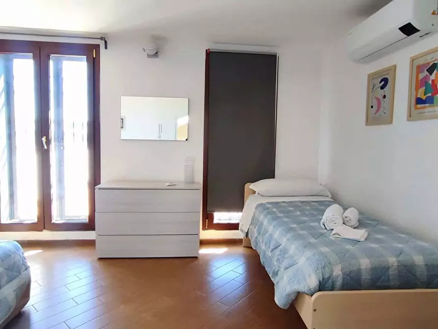 Immagine 14 di Appartamento in affitto  in via Giorgio Bassani62 a Roma