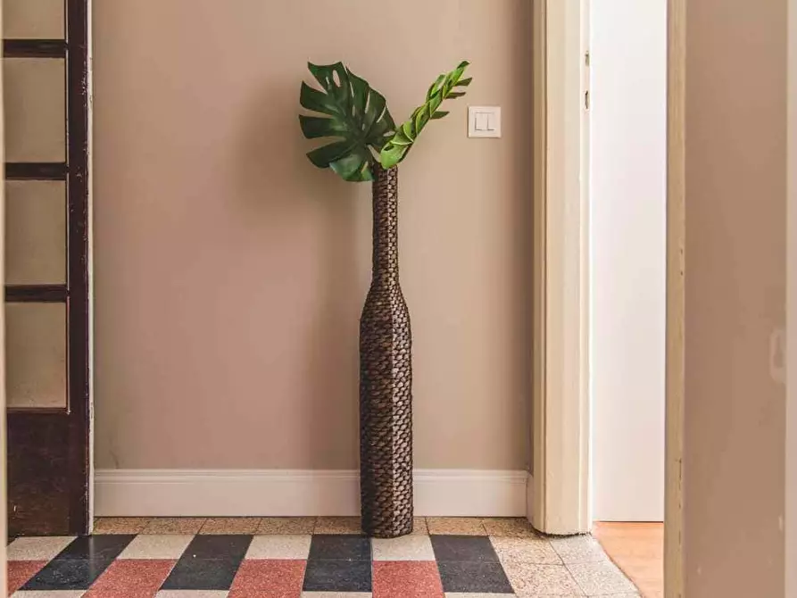 Immagine 30 di Camera in affitto  in Via Spalato2 a Milano