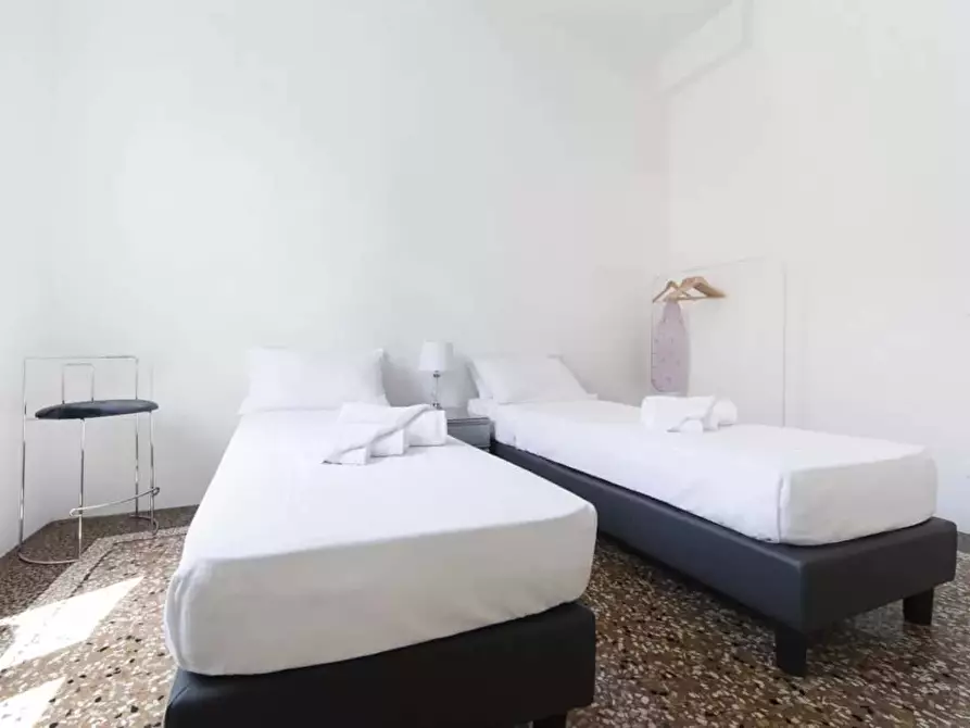 Immagine 24 di Appartamento in affitto  in Via Cesare Battisti2 a Bologna