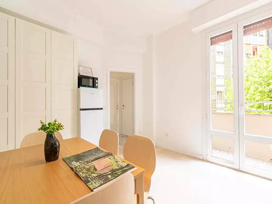 Immagine 8 di Camera in affitto  in Largo Cavalieri di Malta10 a Milano