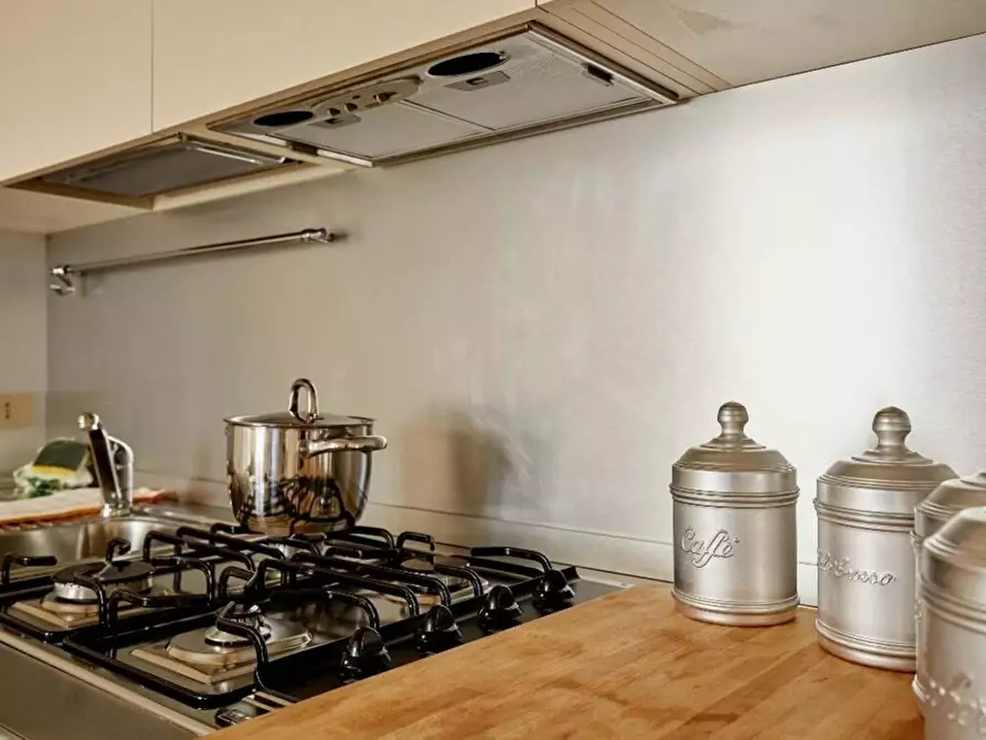 Immagine 2 di Appartamento in affitto  in Via Luigi Settembrini36 a Milano