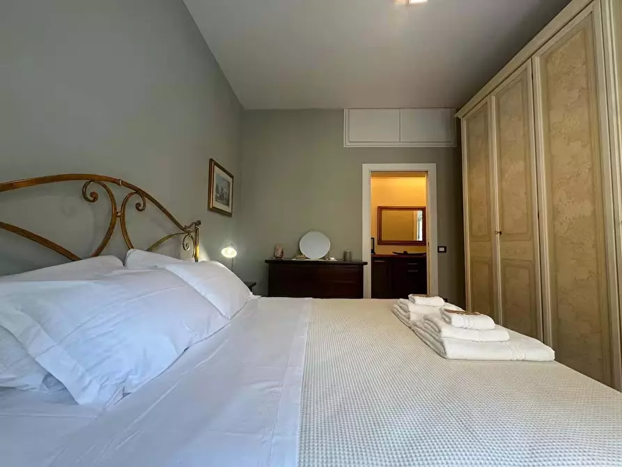 Immagine 5 di Appartamento in affitto  in Via Calpurnio Pisone103 a Roma