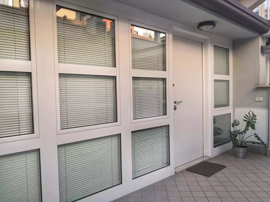 Immagine 71 di Appartamento in affitto  in Via San Benigno5 a Milano