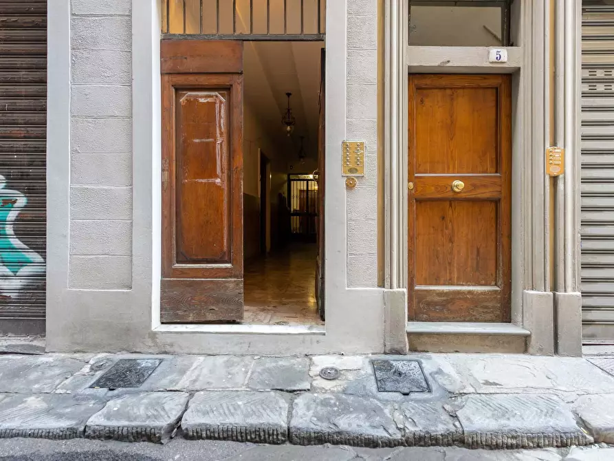 Immagine 2 di Appartamento in affitto  in Via del Porcellana3 a Firenze