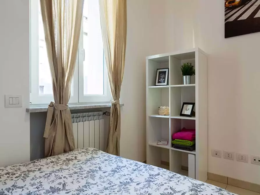Immagine 3 di Camera in affitto  in Via Gardone5 a Milano