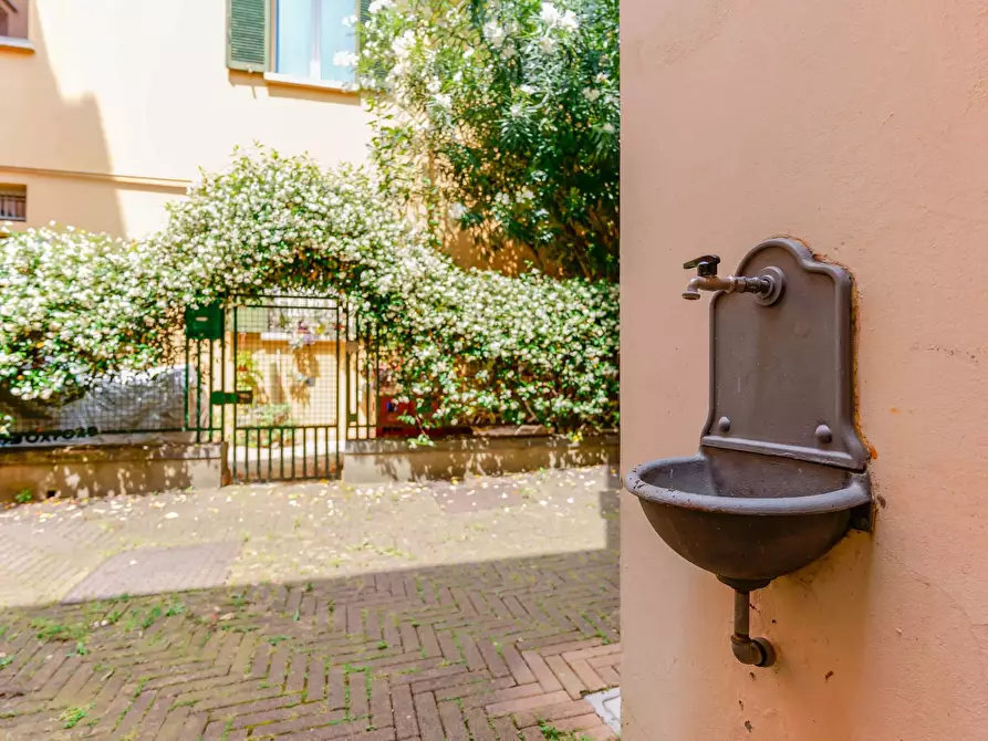 Immagine 24 di Appartamento in affitto  in Via Mirasole10 a Bologna