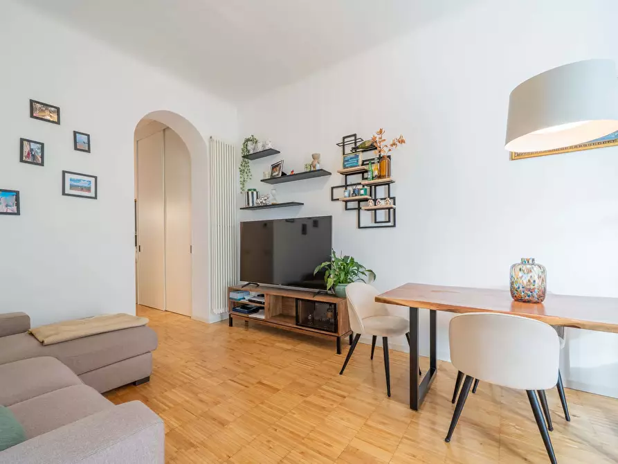 Immagine 12 di Appartamento in affitto  in Via Emilio Cornalia12 a Milano