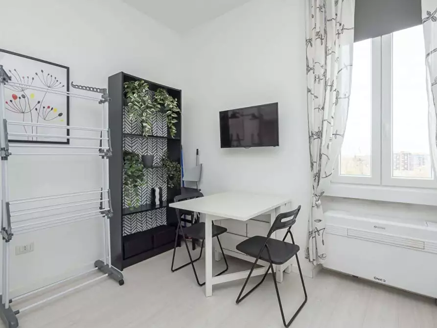 Immagine 3 di Appartamento in affitto  in Via Giulio Carcano19 a Milano