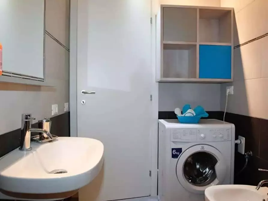 Immagine 9 di Appartamento in affitto  in Via Raffaele Cadorna13 a Roma