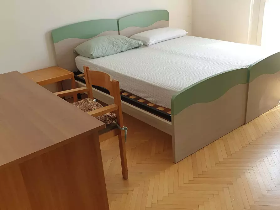 Immagine 1 di Camera in affitto  in Via Fratelli Perini123 a Trento