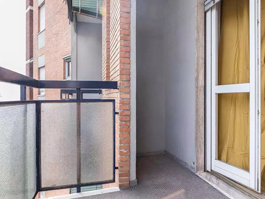 Immagine 9 di Camera in affitto  in Via delle Betulle6 a Buccinasco