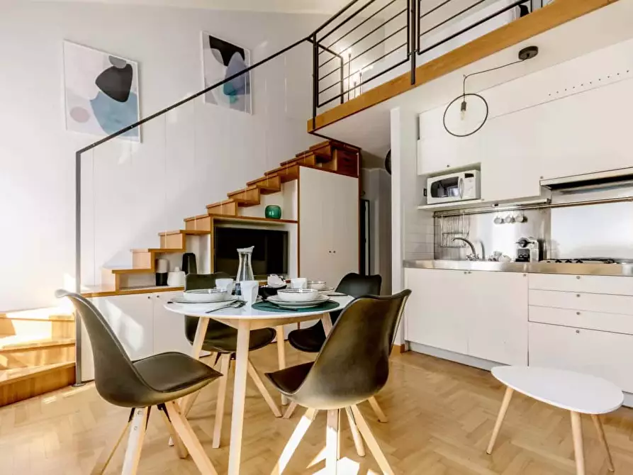 Immagine 5 di Appartamento in affitto  in Vicolo Fiori2 a Milano