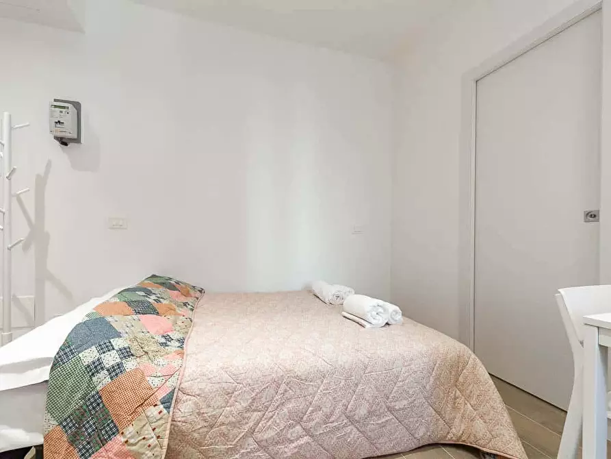 Immagine 43 di Appartamento in affitto  in Via Salasco5 a Milano