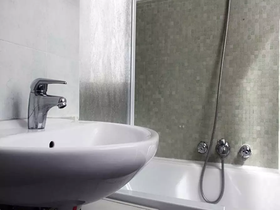 Immagine 30 di Camera in affitto  in Via Salvatore Barzilai5 a Milano