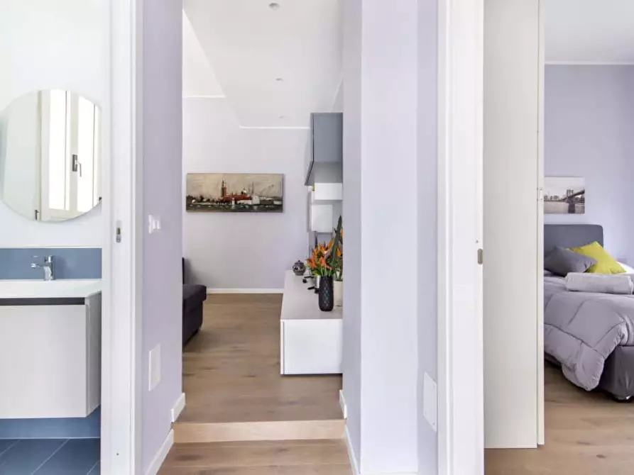 Immagine 12 di Appartamento in affitto  in Via Emanuele Notarbartolo46 a Palermo