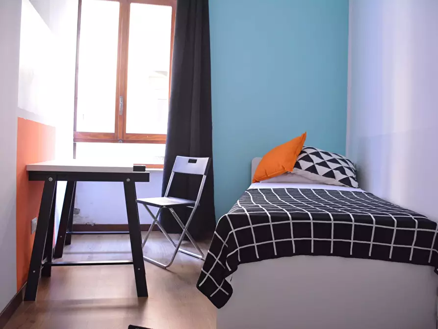 Immagine 2 di Camera in affitto  in Via Tigellio20 a Cagliari