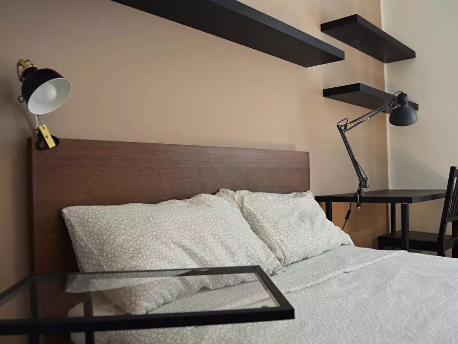 Immagine 5 di Camera in affitto  in Corso di Porta Romana116a a Milano