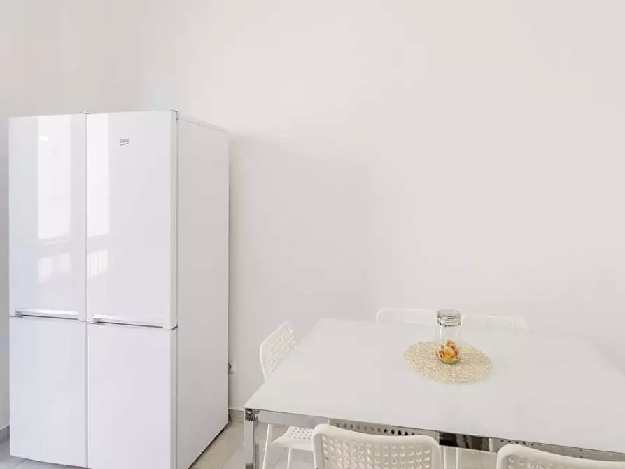 Immagine 16 di Camera in affitto  in Via Felice Bellotti11 a Milano