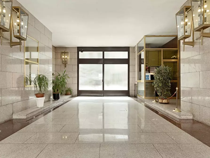 Immagine 13 di Appartamento in affitto  in Corso di Porta Romana116 a Milano