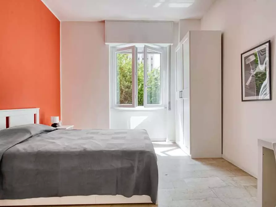 Immagine 2 di Camera in affitto  in Via Maniago2 a Milano