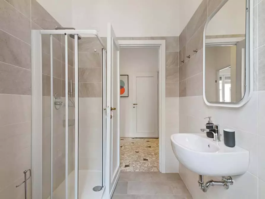 Immagine 8 di Camera in affitto  in Viale Vittorio Veneto22 a Milano