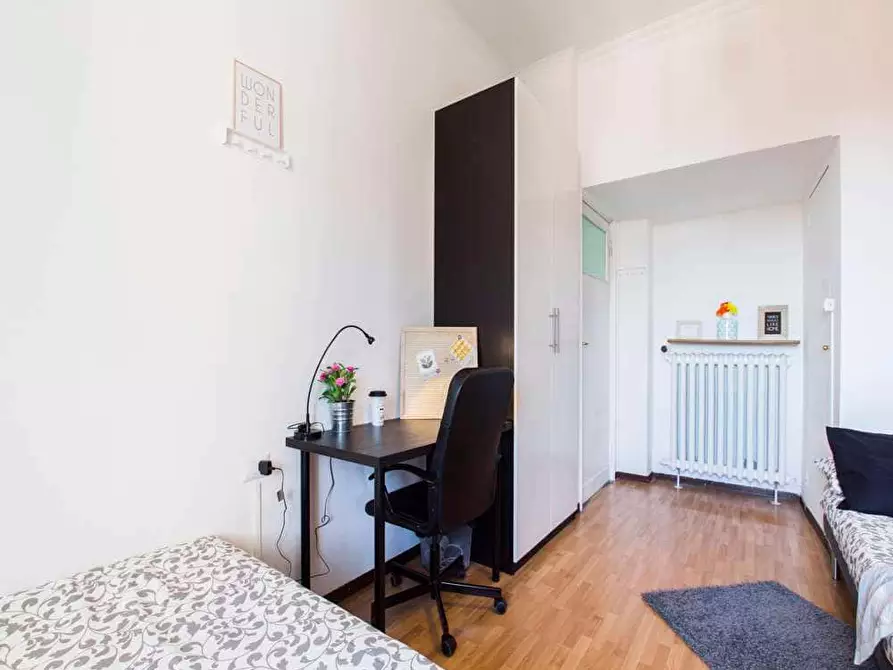 Immagine 5 di Camera in affitto  in Viale Giovanni da Cermenate18 a Milano