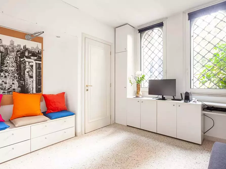 Immagine 20 di Appartamento in affitto  in Viale Cirene5 a Milano