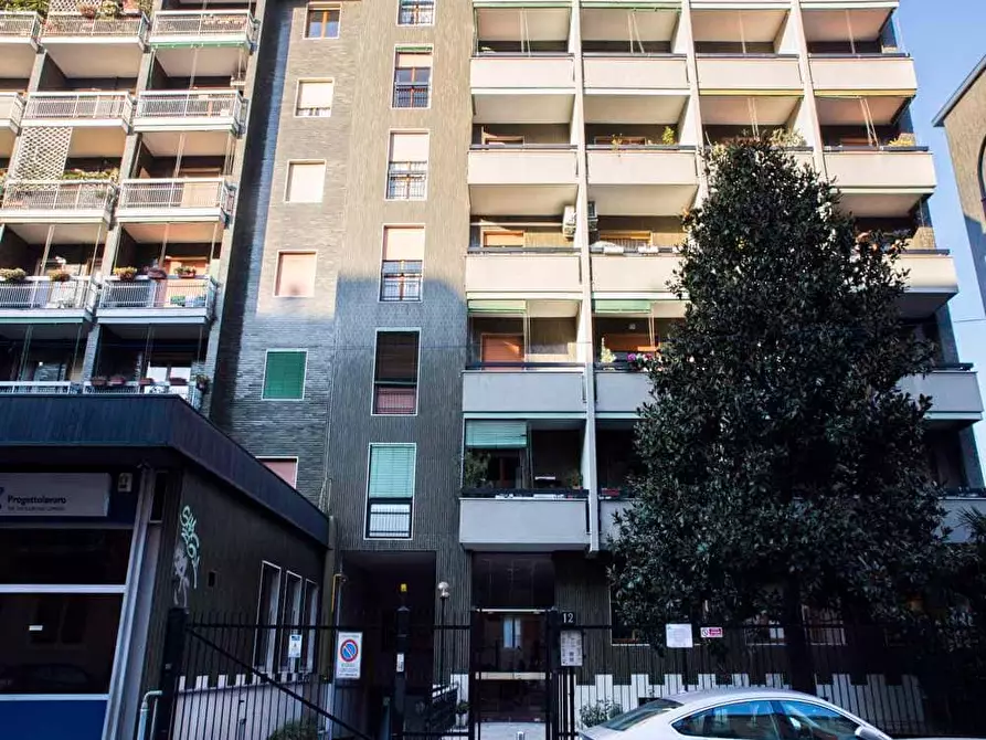 Immagine 50 di Camera in affitto  in Via Francesco Arese12 a Milano