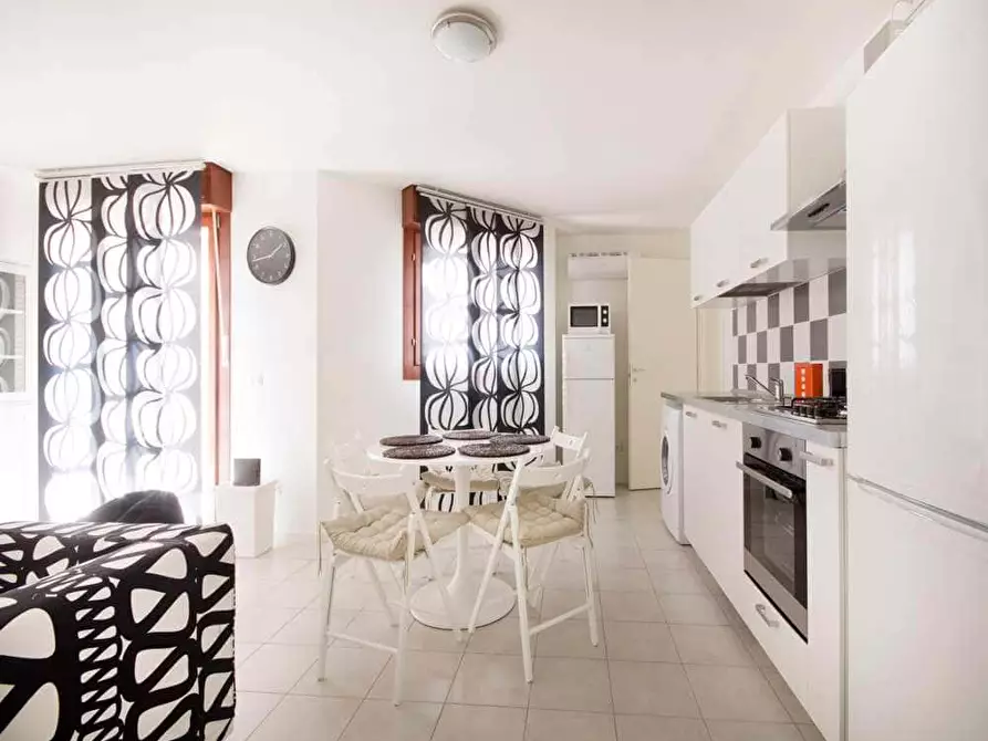 Immagine 15 di Camera in affitto  in Largo Cavalieri di Malta8 a Milano